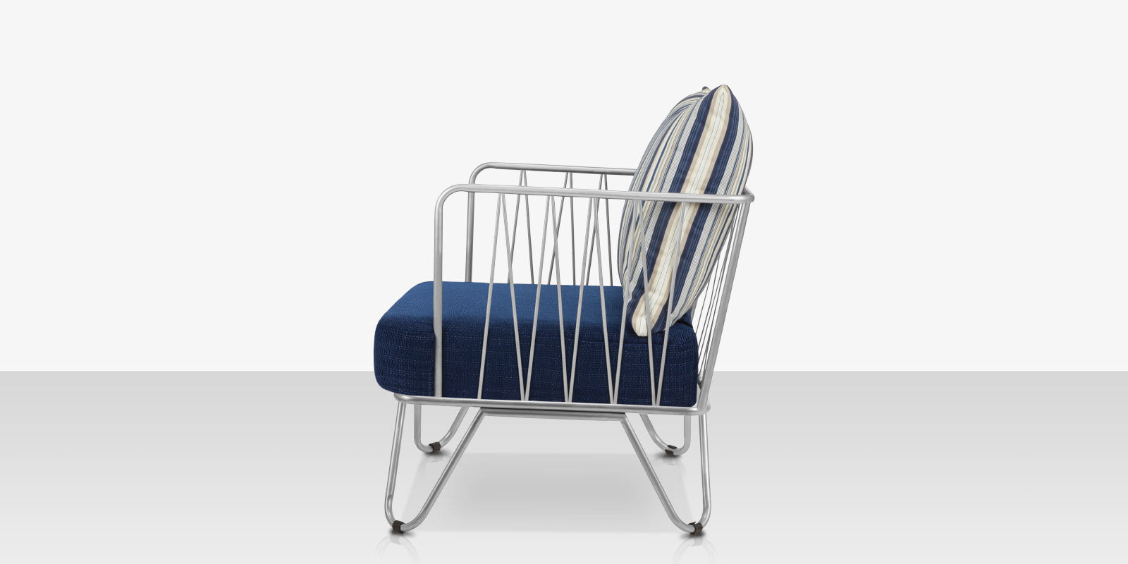 DecoScapes Tribeca Club Chair